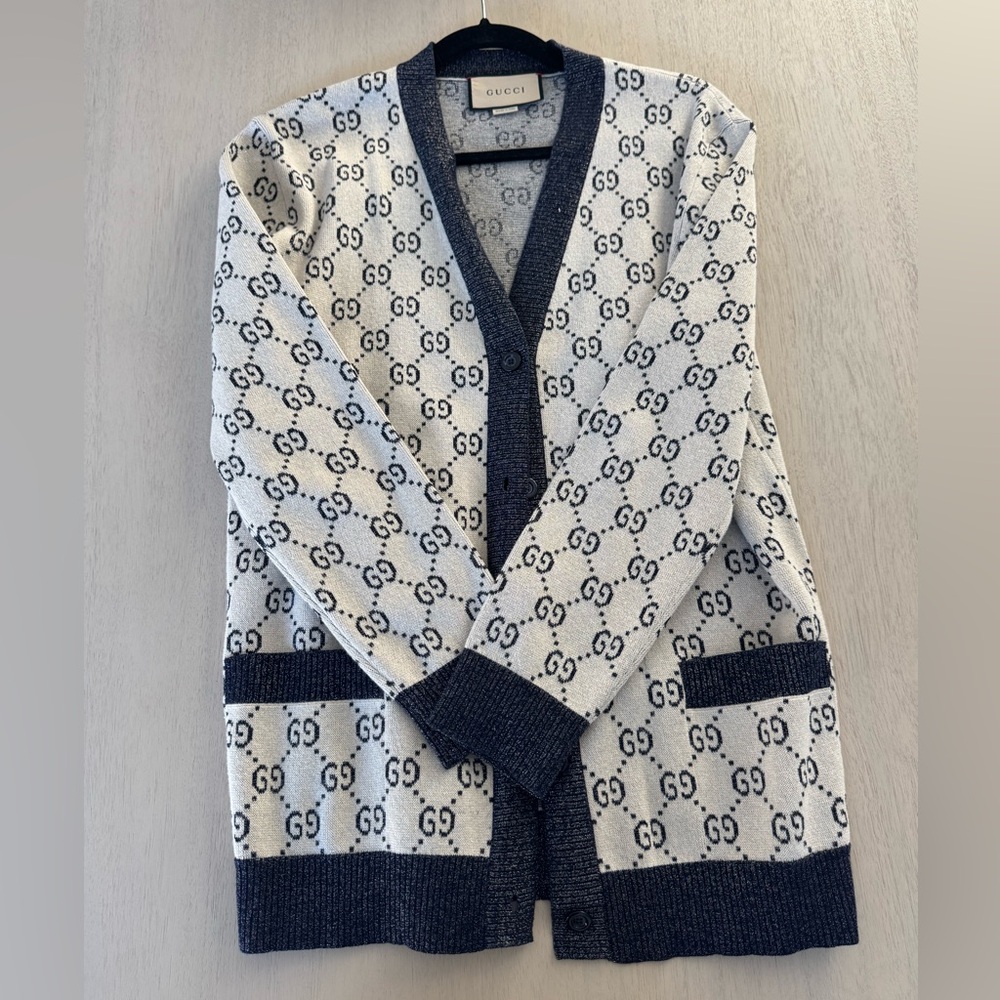 Beautiful Gucci GG metallic jacquard-knit cardigan in great condition.